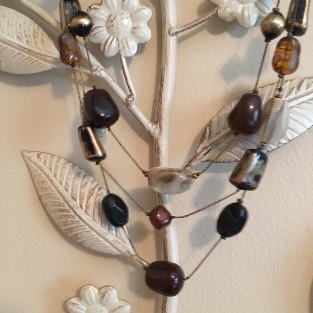 🎉 2/$15 🎉 Three-strand stone necklace